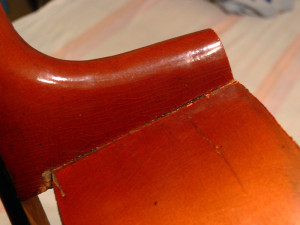 Гриф виолончели вклеен на эпоксидный клей